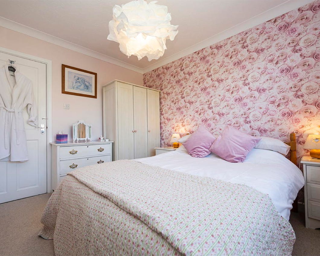 Second guest room