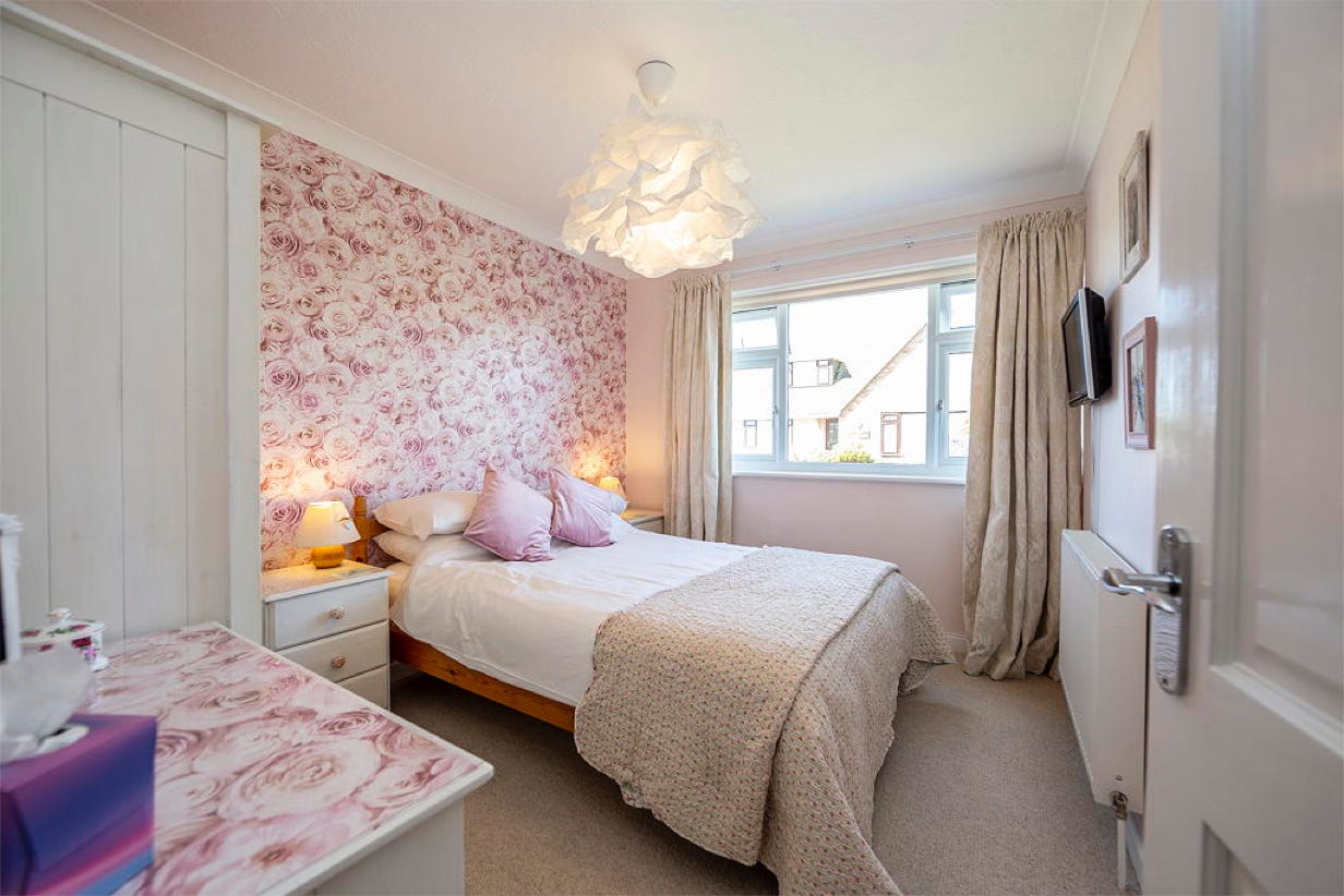 Second guest room