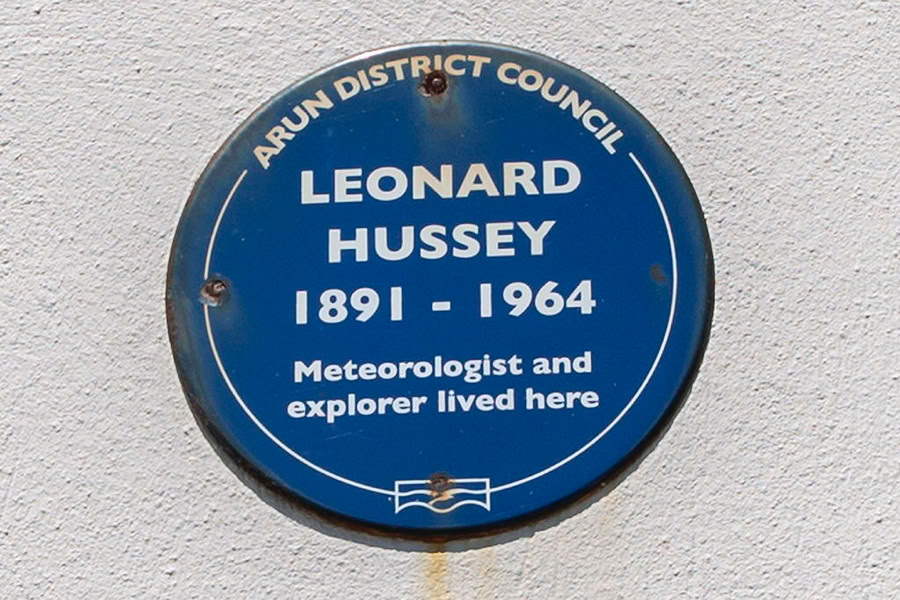 Blue Plaque - Leonard Hussey
